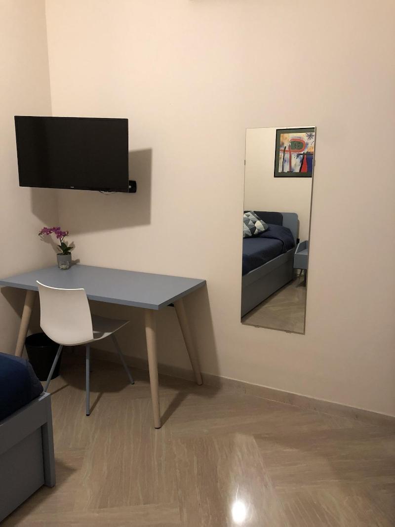 Napoli City Inn Bagian luar foto